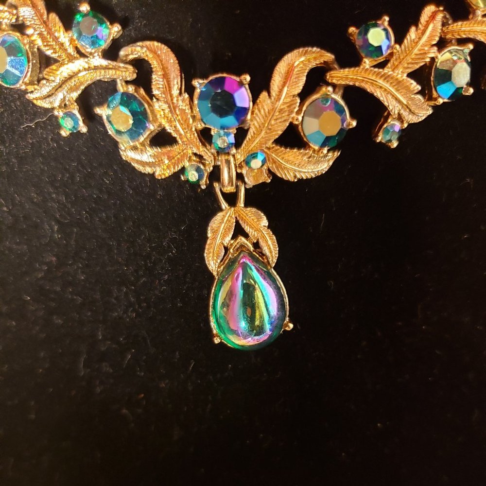 Coro Dazzling Vintage Necklace - Picture 3 of 8